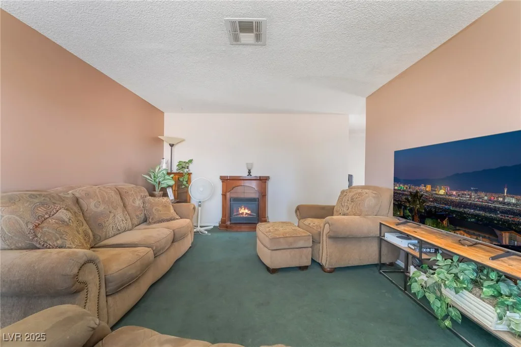 204 Cimarron, Henderson, NV 89002
