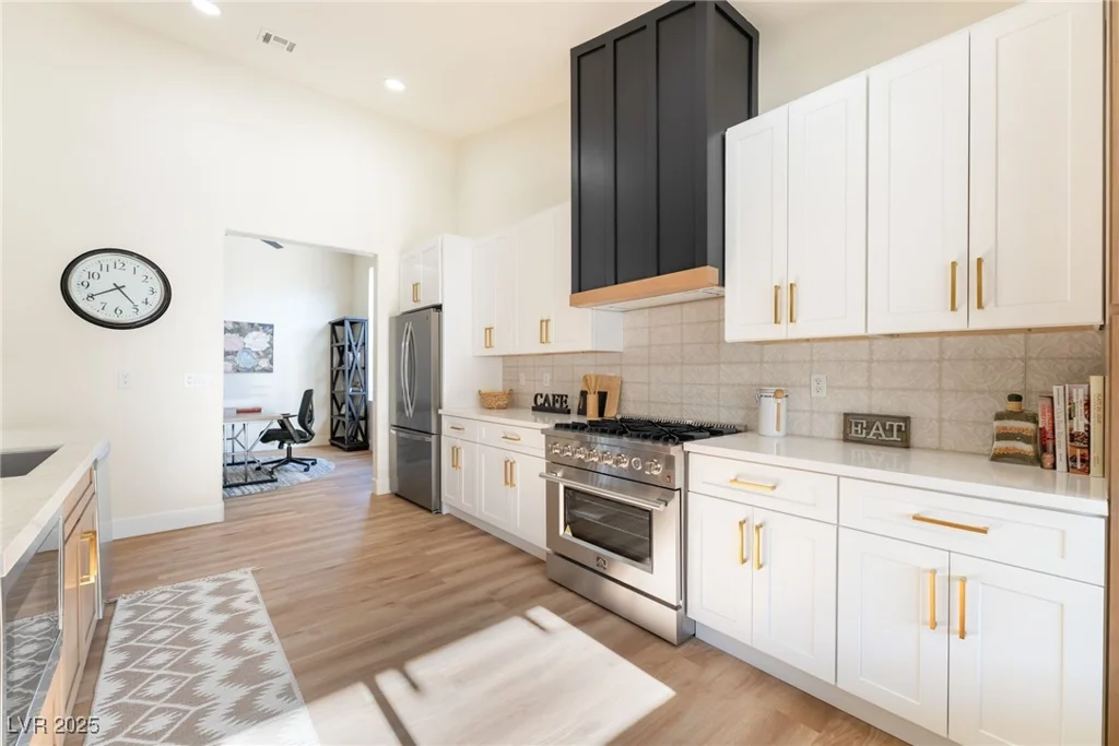 1901 Rolling Dunes, Las Vegas, NV 89117