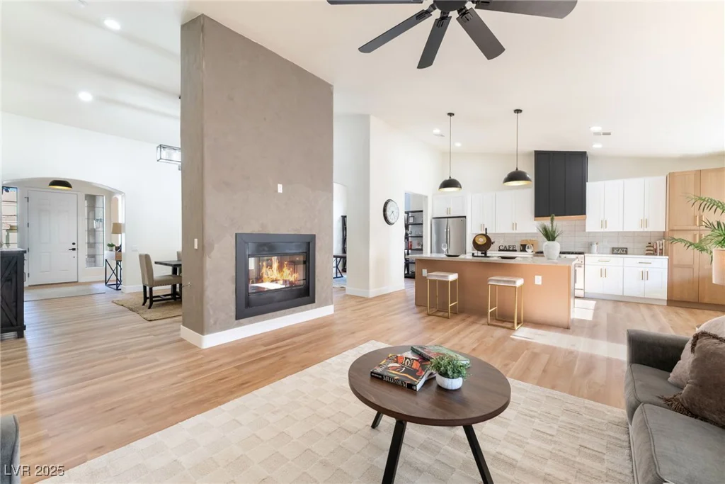 1901 Rolling Dunes, Las Vegas, NV 89117