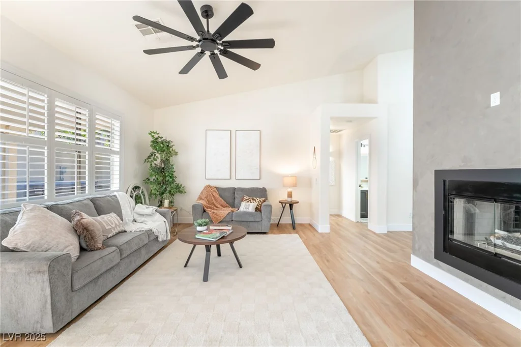 1901 Rolling Dunes, Las Vegas, NV 89117