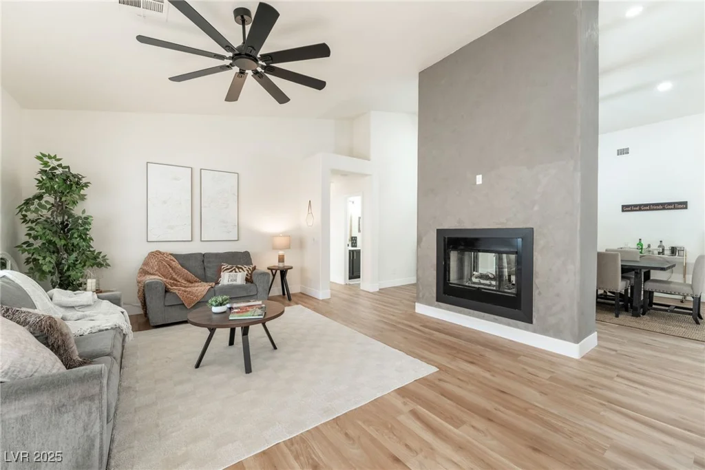 1901 Rolling Dunes, Las Vegas, NV 89117