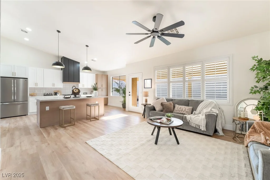 1901 Rolling Dunes, Las Vegas, NV 89117