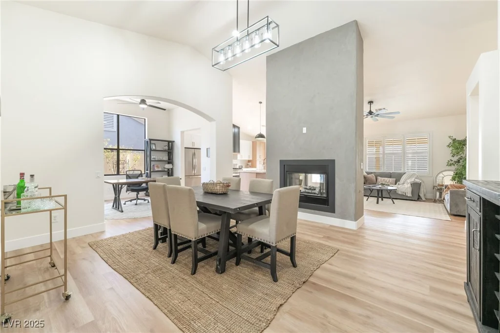 1901 Rolling Dunes, Las Vegas, NV 89117