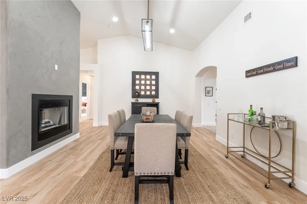 1901 Rolling Dunes, Las Vegas, NV 89117