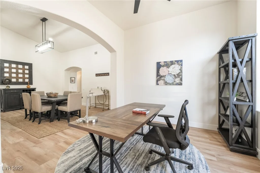 1901 Rolling Dunes, Las Vegas, NV 89117