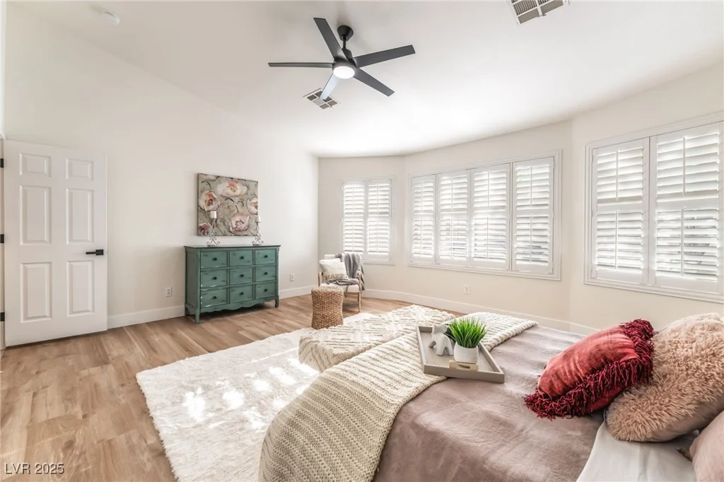 1901 Rolling Dunes, Las Vegas, NV 89117