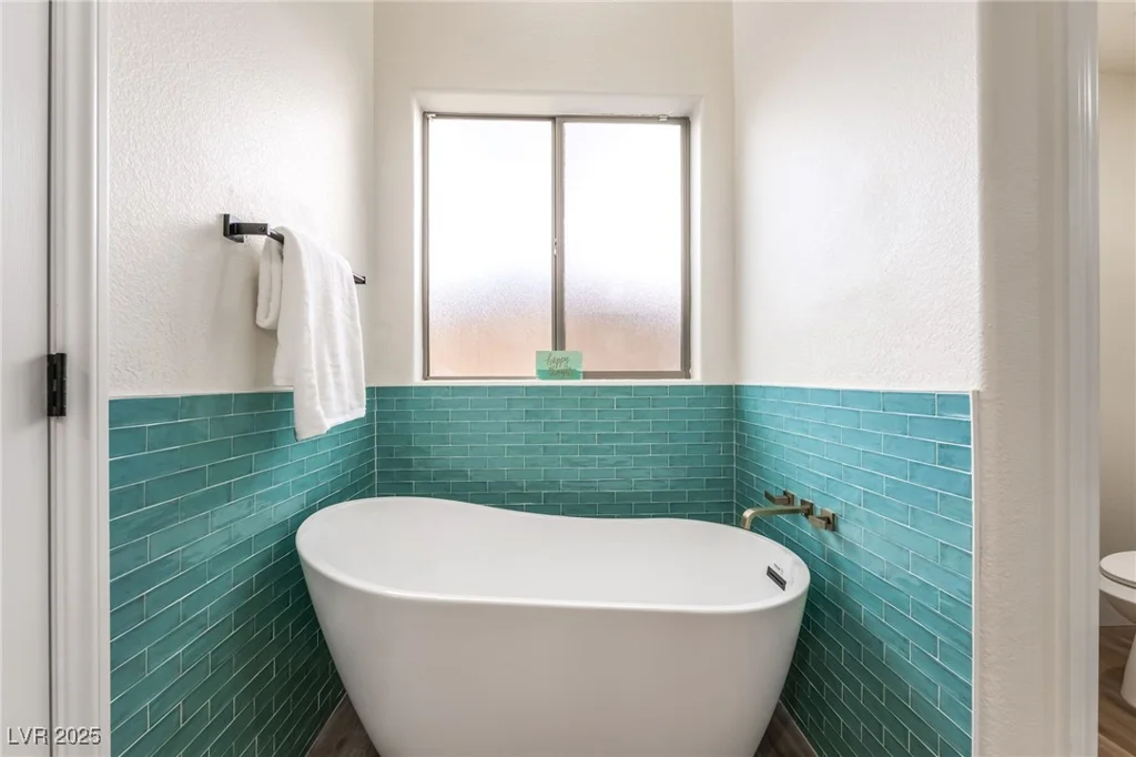 1901 Rolling Dunes, Las Vegas, NV 89117