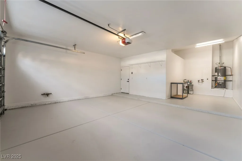 1901 Rolling Dunes, Las Vegas, NV 89117
