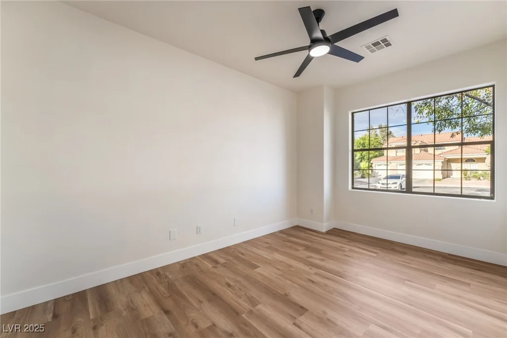 1901 Rolling Dunes, Las Vegas, NV 89117