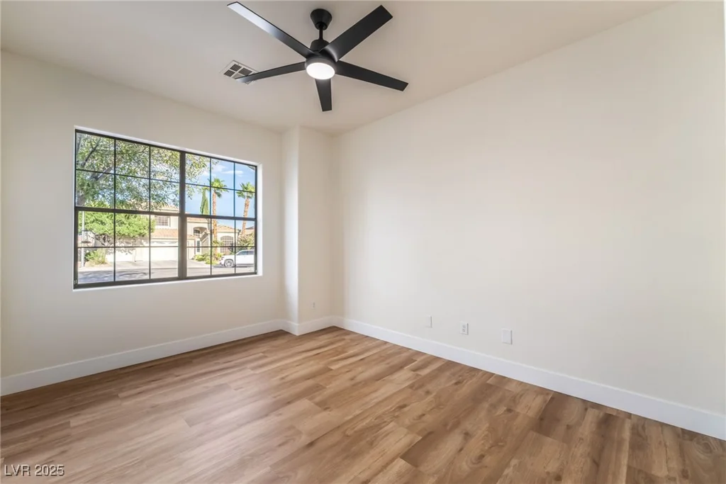 1901 Rolling Dunes, Las Vegas, NV 89117