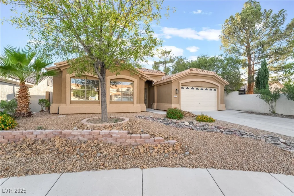 1901 Rolling Dunes, Las Vegas, NV 89117