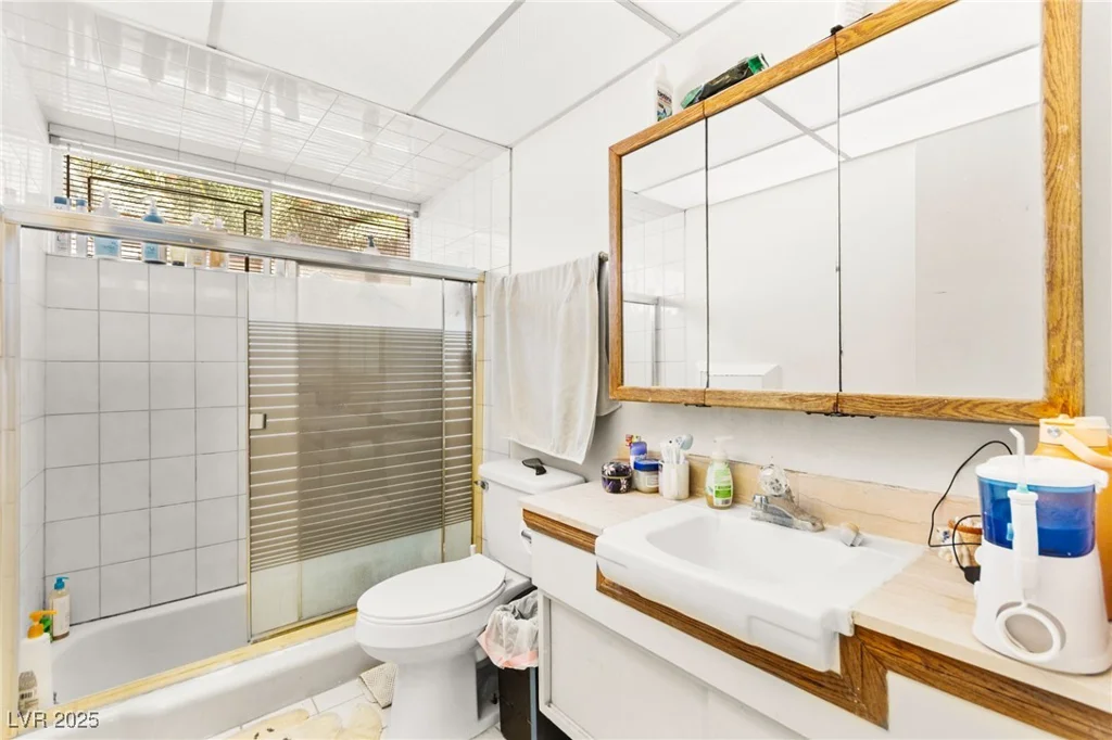 3368 Nahatan, Las Vegas, NV 89169