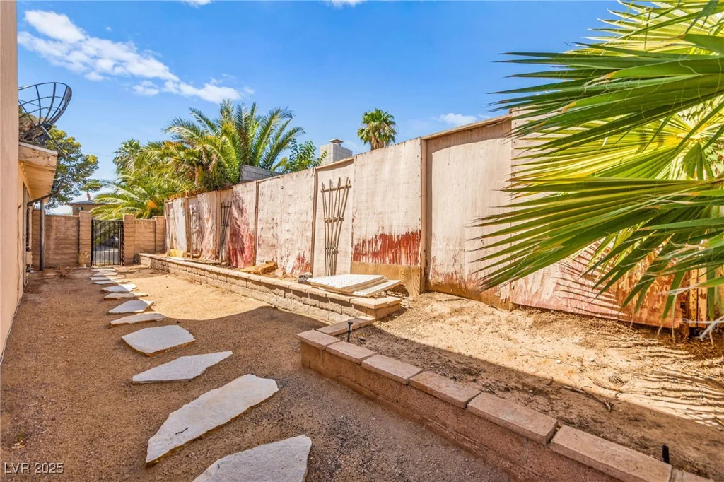 3368 Nahatan, Las Vegas, NV 89169