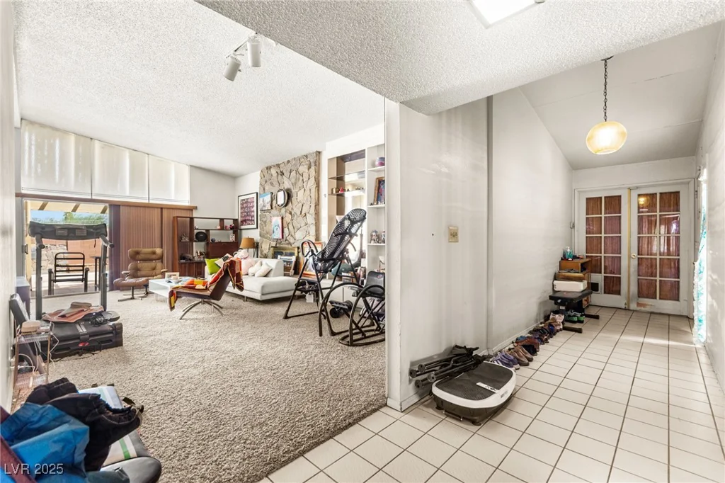 3368 Nahatan, Las Vegas, NV 89169