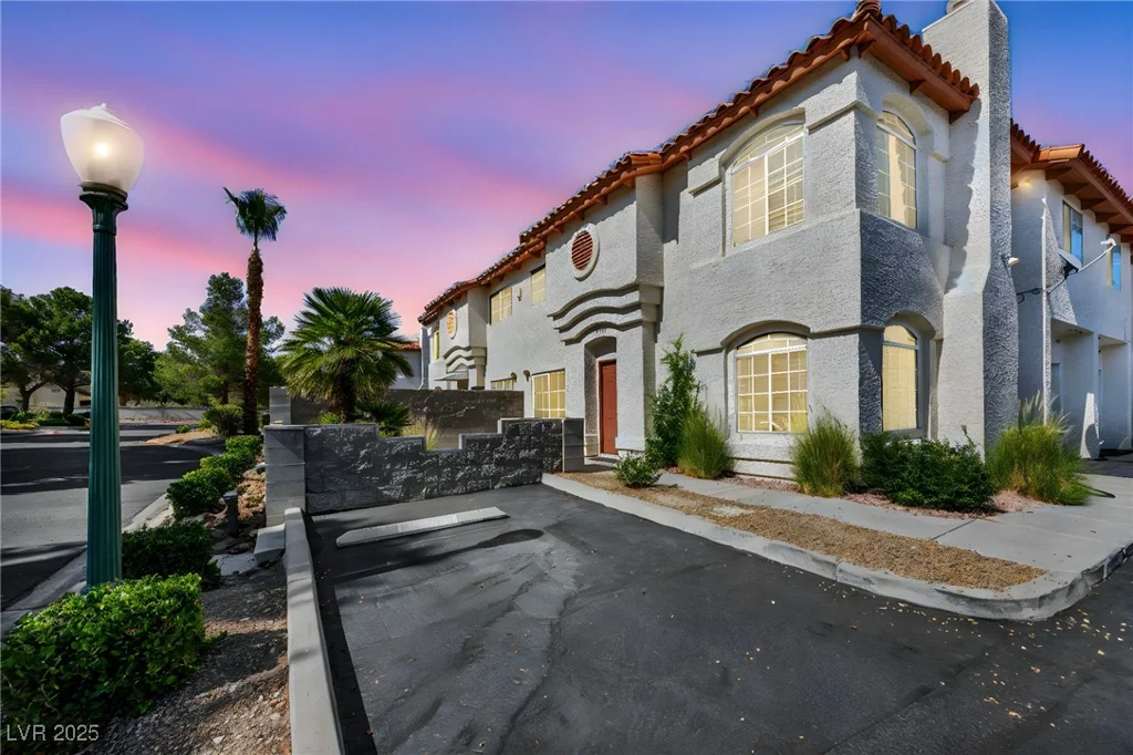 3448 Twilight Star, Las Vegas, NV 89117