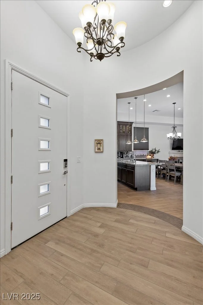6722 Desert Crimson, Las Vegas, NV 89148
