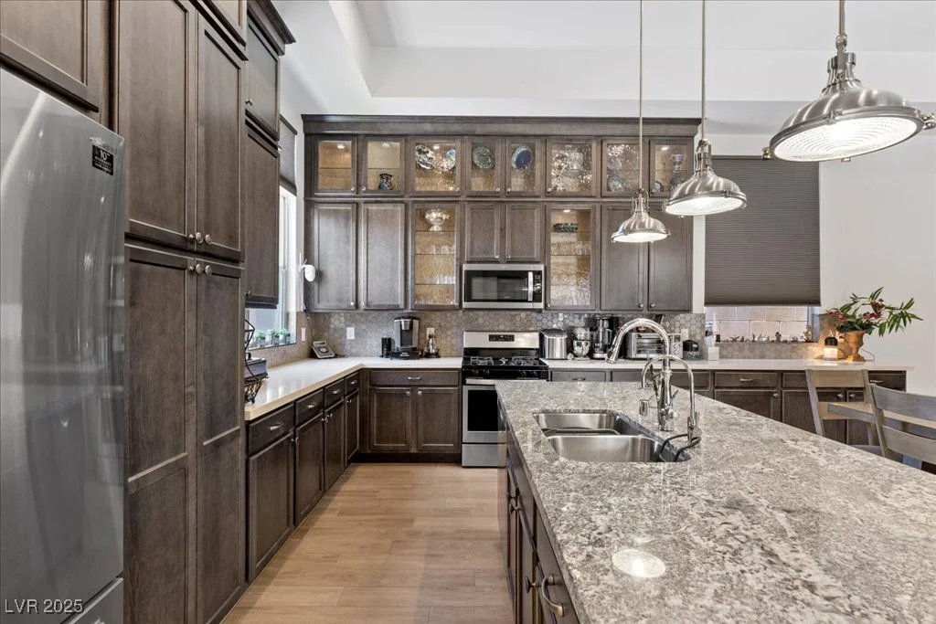 6722 Desert Crimson, Las Vegas, NV 89148