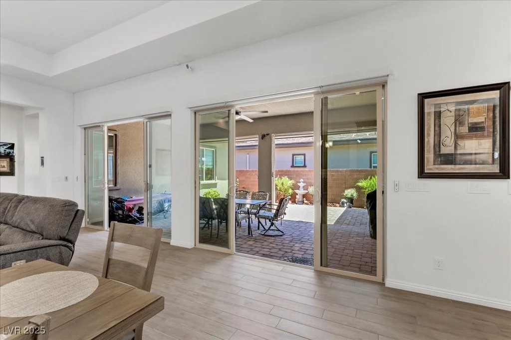 6722 Desert Crimson, Las Vegas, NV 89148