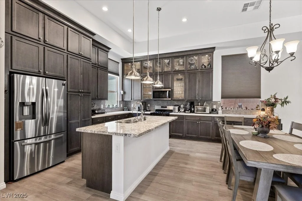 6722 Desert Crimson, Las Vegas, NV 89148