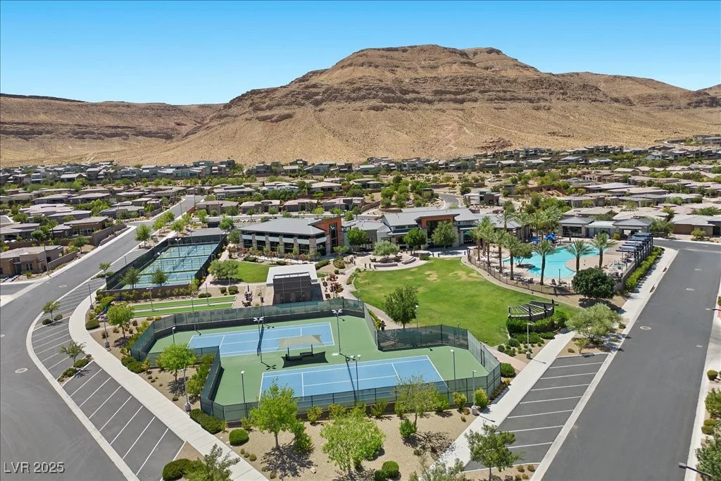 6722 Desert Crimson, Las Vegas, NV 89148
