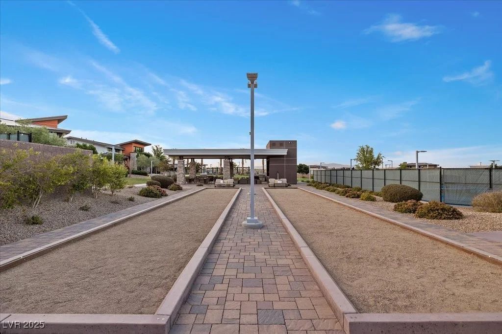 6722 Desert Crimson, Las Vegas, NV 89148