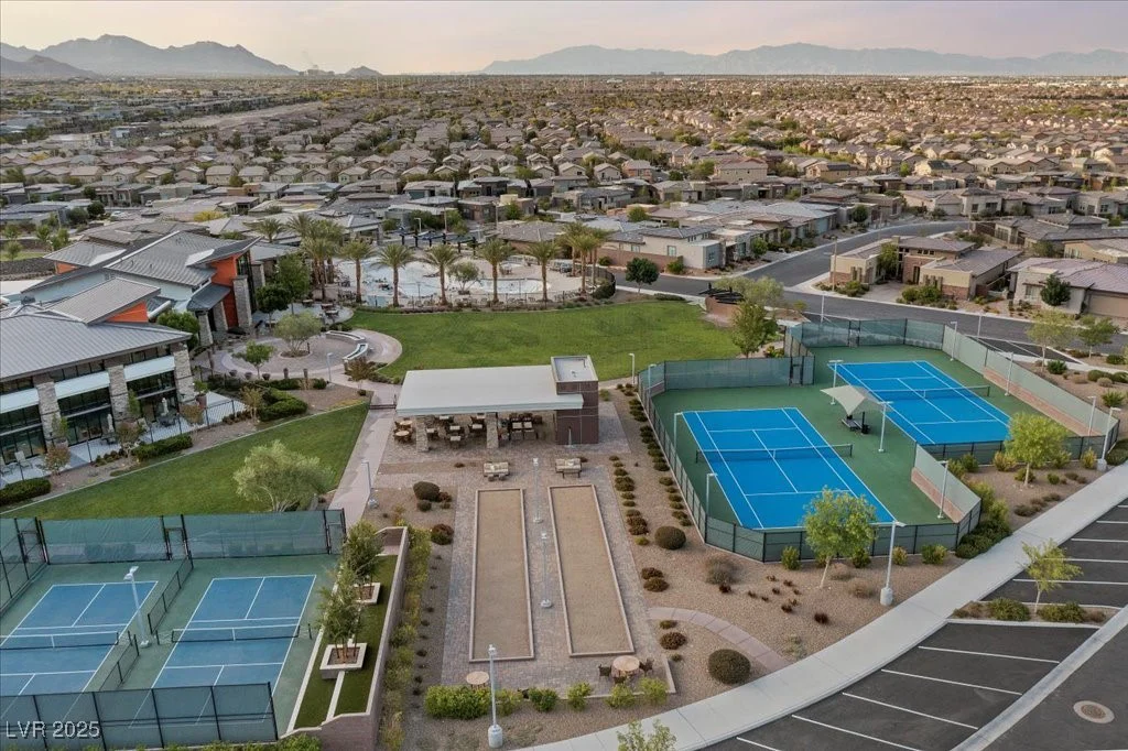 6722 Desert Crimson, Las Vegas, NV 89148