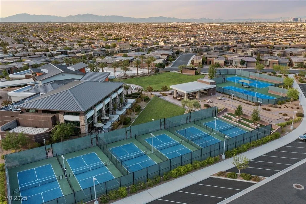 6722 Desert Crimson, Las Vegas, NV 89148