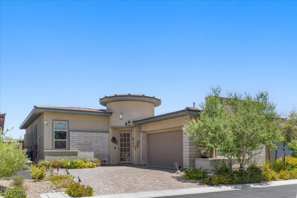 6722 Desert Crimson, Las Vegas, NV 89148