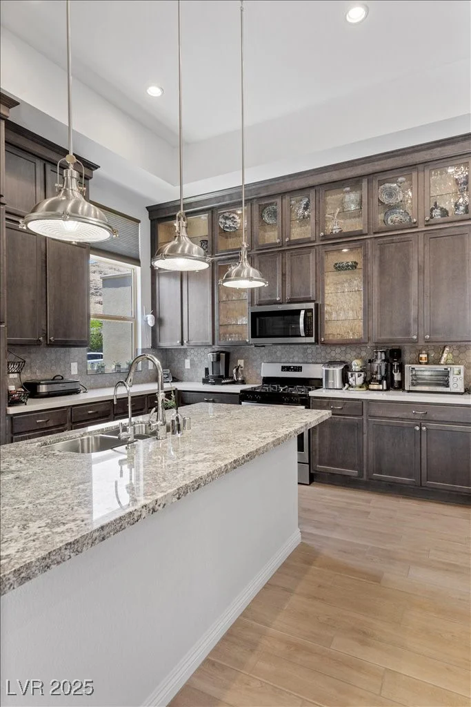 6722 Desert Crimson, Las Vegas, NV 89148