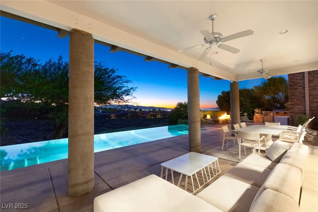 641 Saint Croix, Henderson, NV 89012