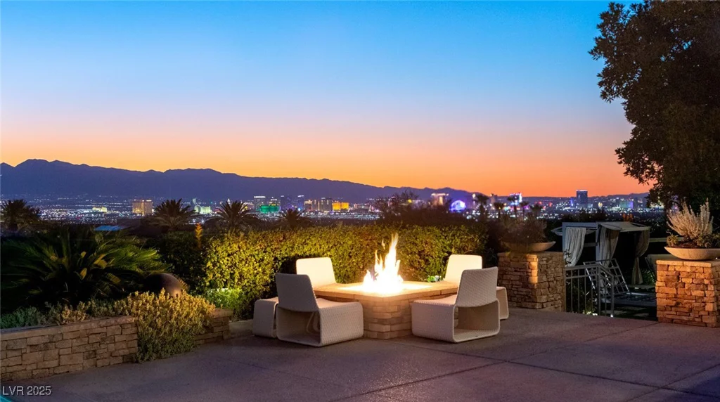 641 Saint Croix, Henderson, NV 89012