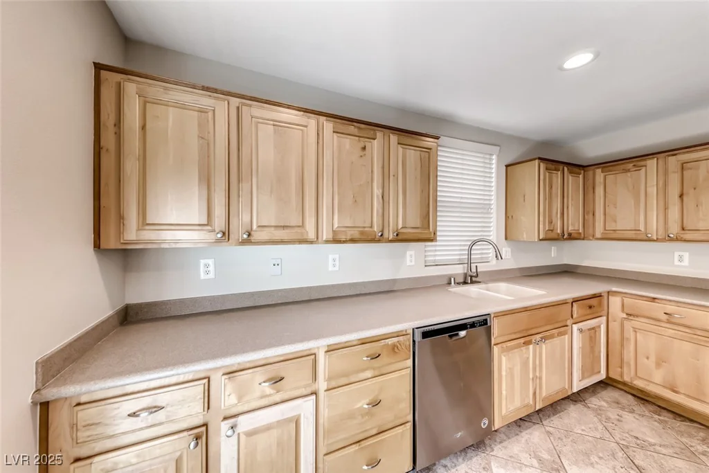 9021 Alex Creek, Las Vegas, NV 89149