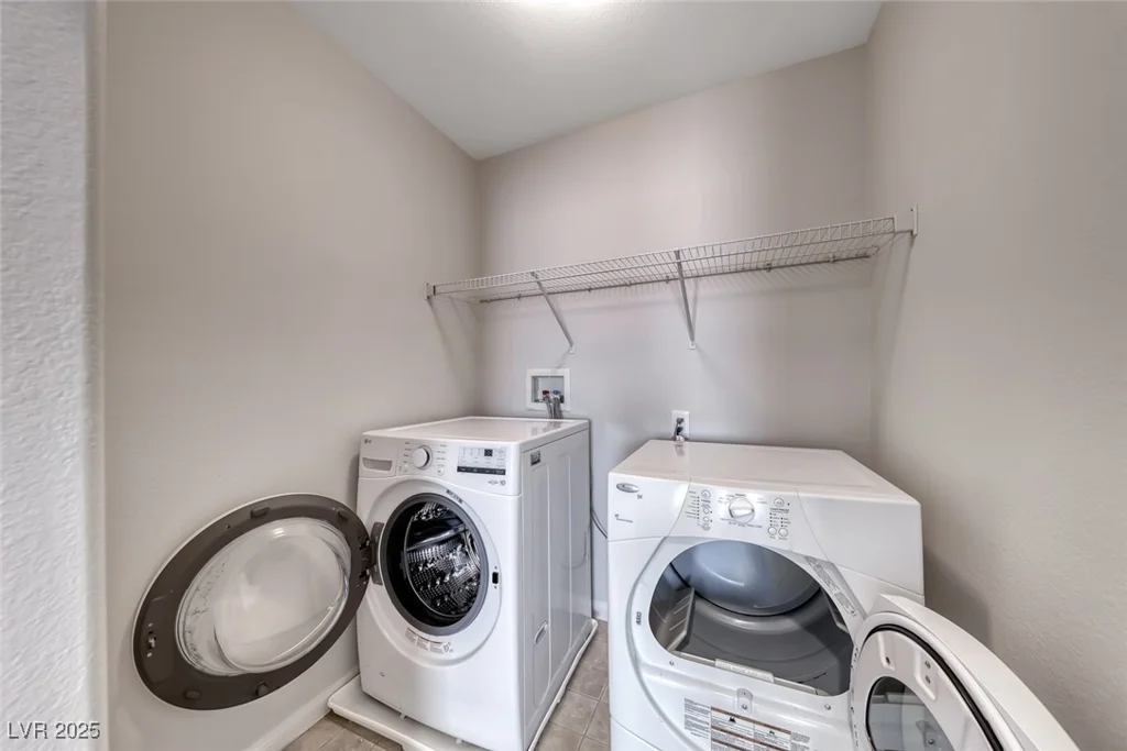 9021 Alex Creek, Las Vegas, NV 89149