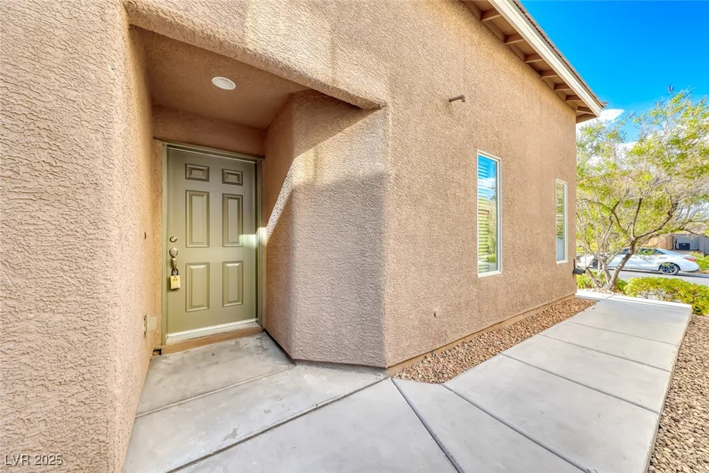 9021 Alex Creek, Las Vegas, NV 89149