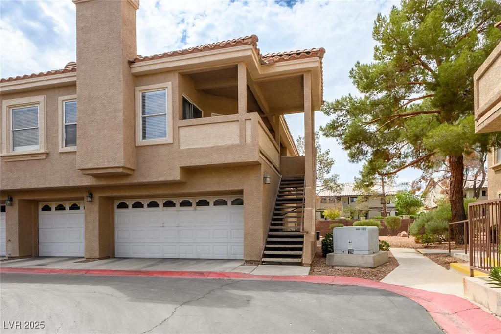5125 Reno, Las Vegas, NV 89118