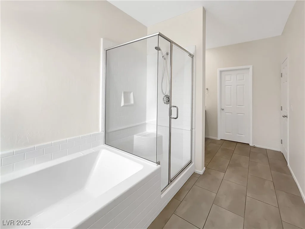 806 Clouded Valley, North Las Vegas, NV 89086