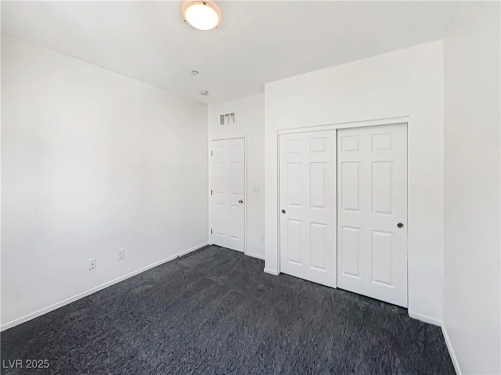806 Clouded Valley, North Las Vegas, NV 89086