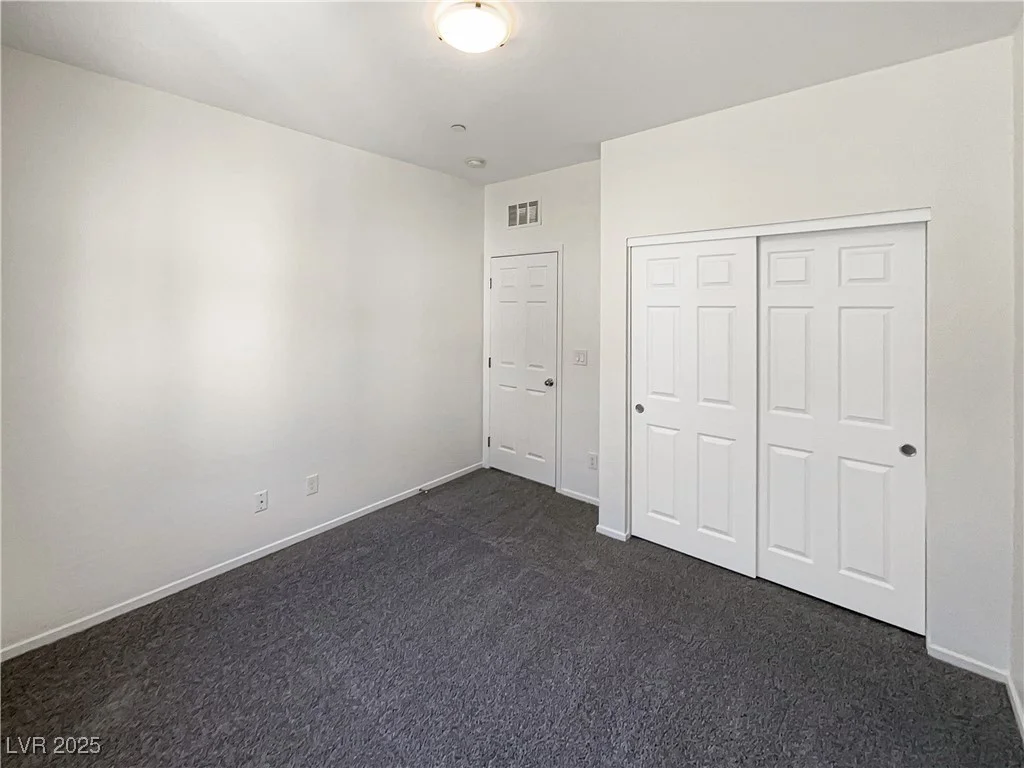 806 Clouded Valley, North Las Vegas, NV 89086