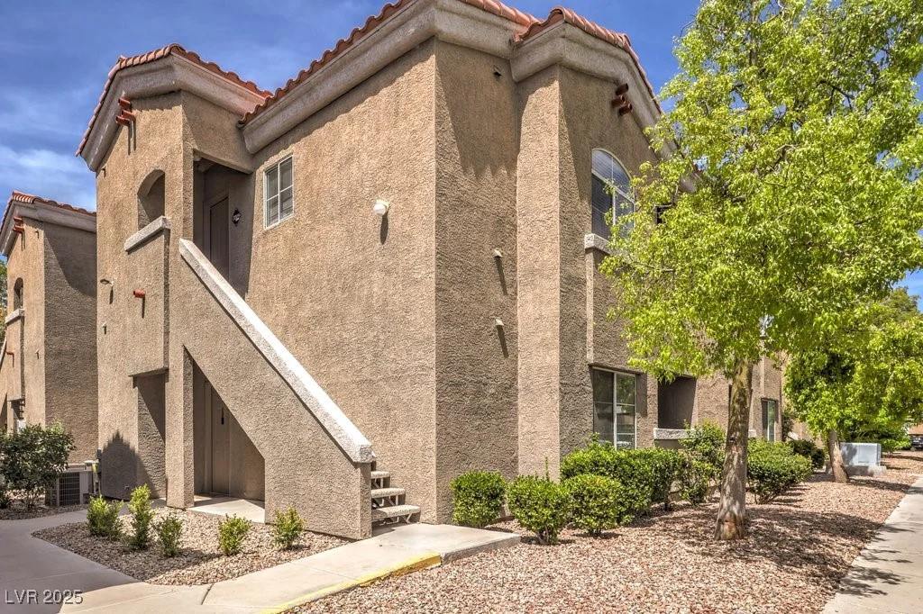 5525 Flamingo, Las Vegas, NV 89103