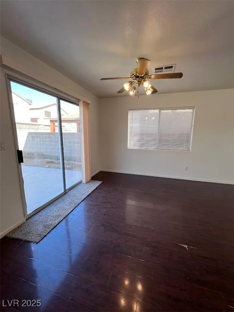 2001 Aspen Dancer, Las Vegas, NV 89108