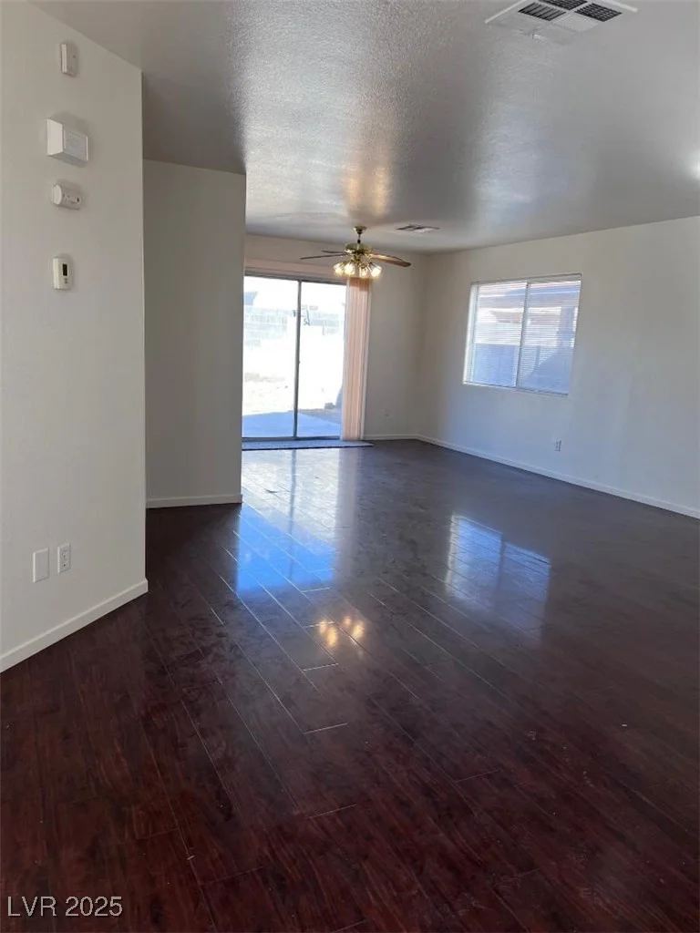 2001 Aspen Dancer, Las Vegas, NV 89108