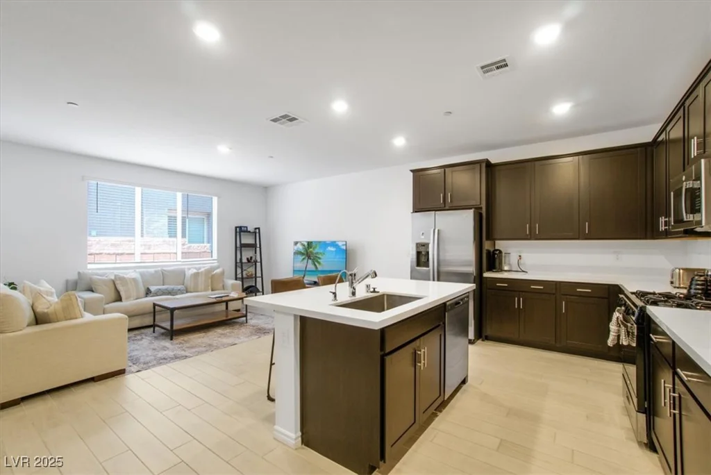 1529 Eva Crossing, Henderson, NV 89002