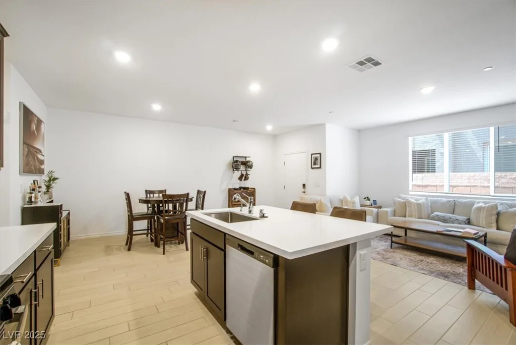 1529 Eva Crossing, Henderson, NV 89002