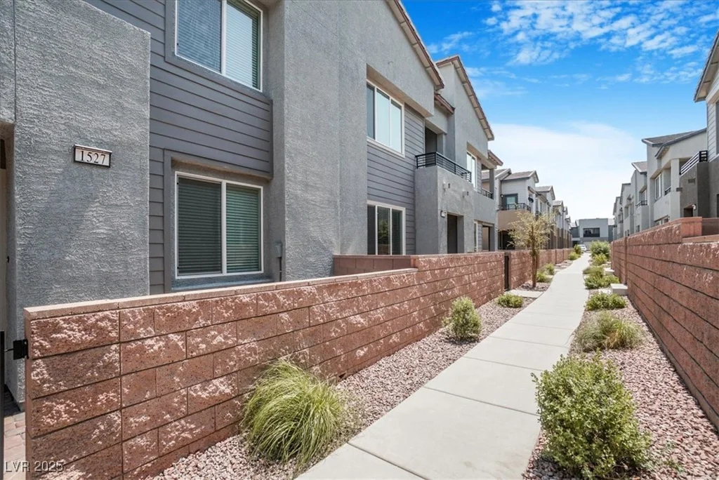1529 Eva Crossing, Henderson, NV 89002