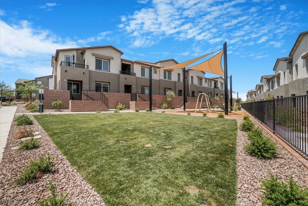 1529 Eva Crossing, Henderson, NV 89002