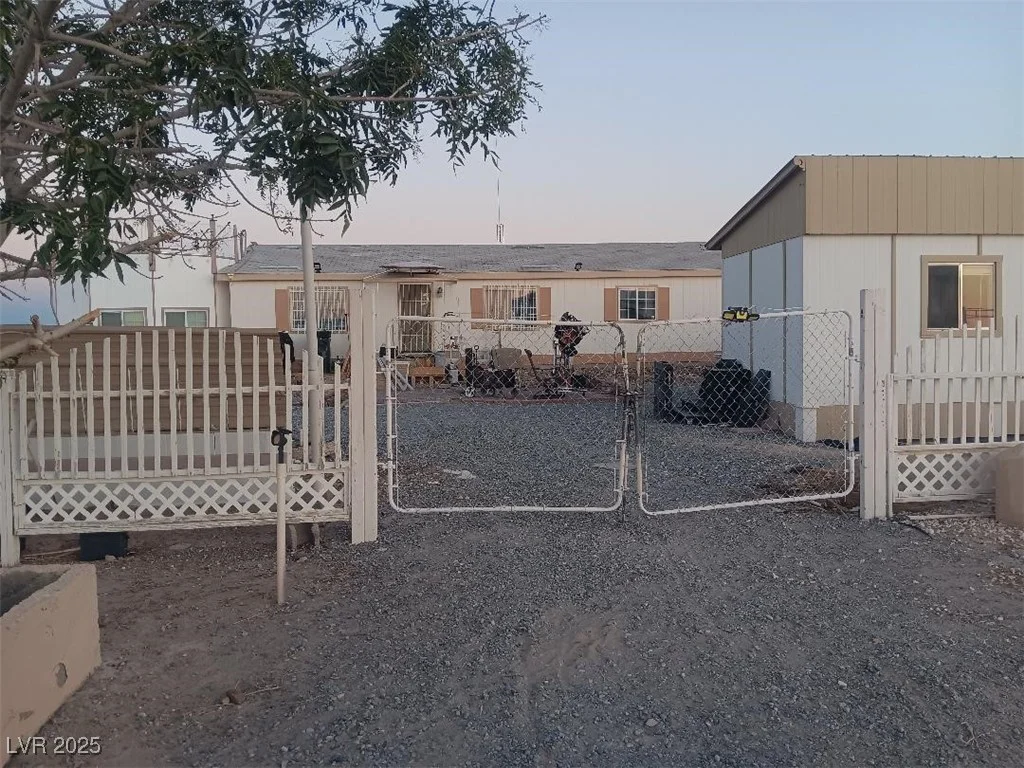 741 Buckhorn, Pahrump, NV 89060
