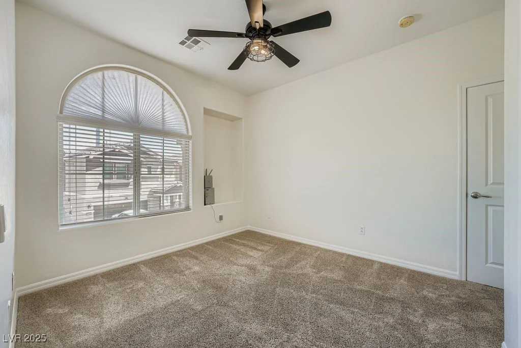 1787 Solvang Mill, Las Vegas, NV 89135