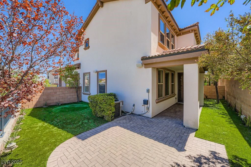 1787 Solvang Mill, Las Vegas, NV 89135
