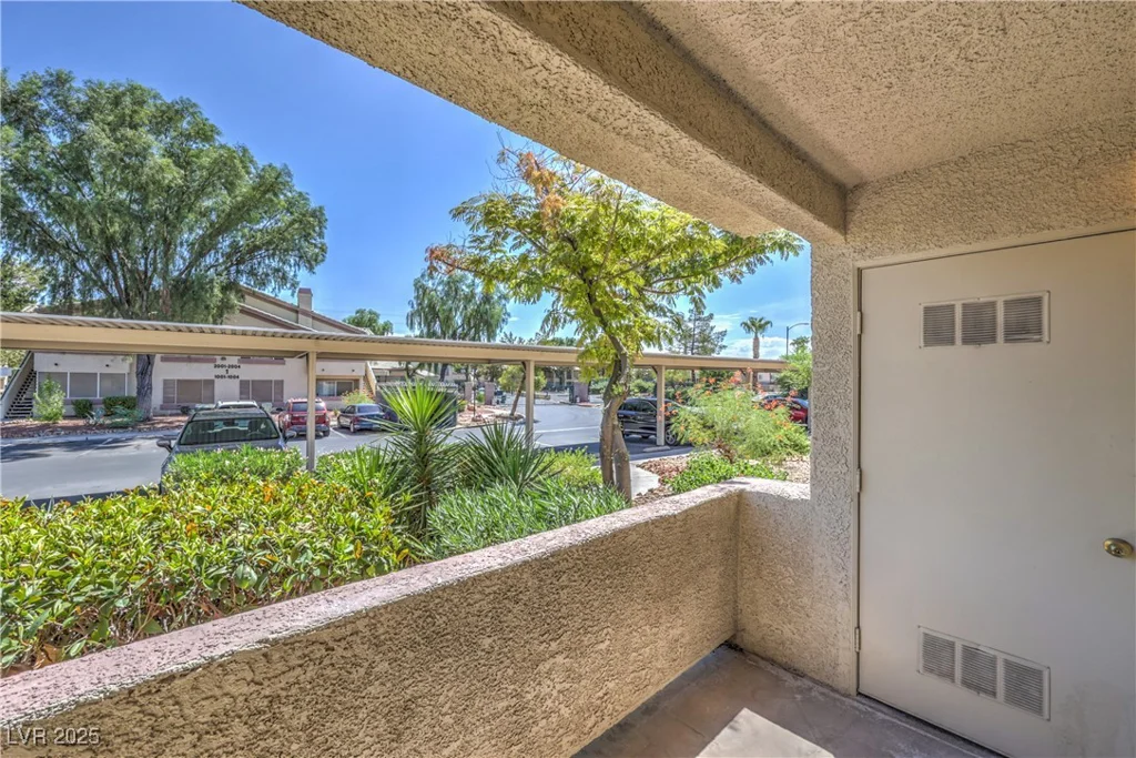 5710 Tropicana, Las Vegas, NV 89122