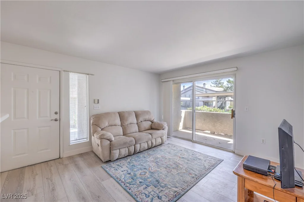 5710 Tropicana, Las Vegas, NV 89122